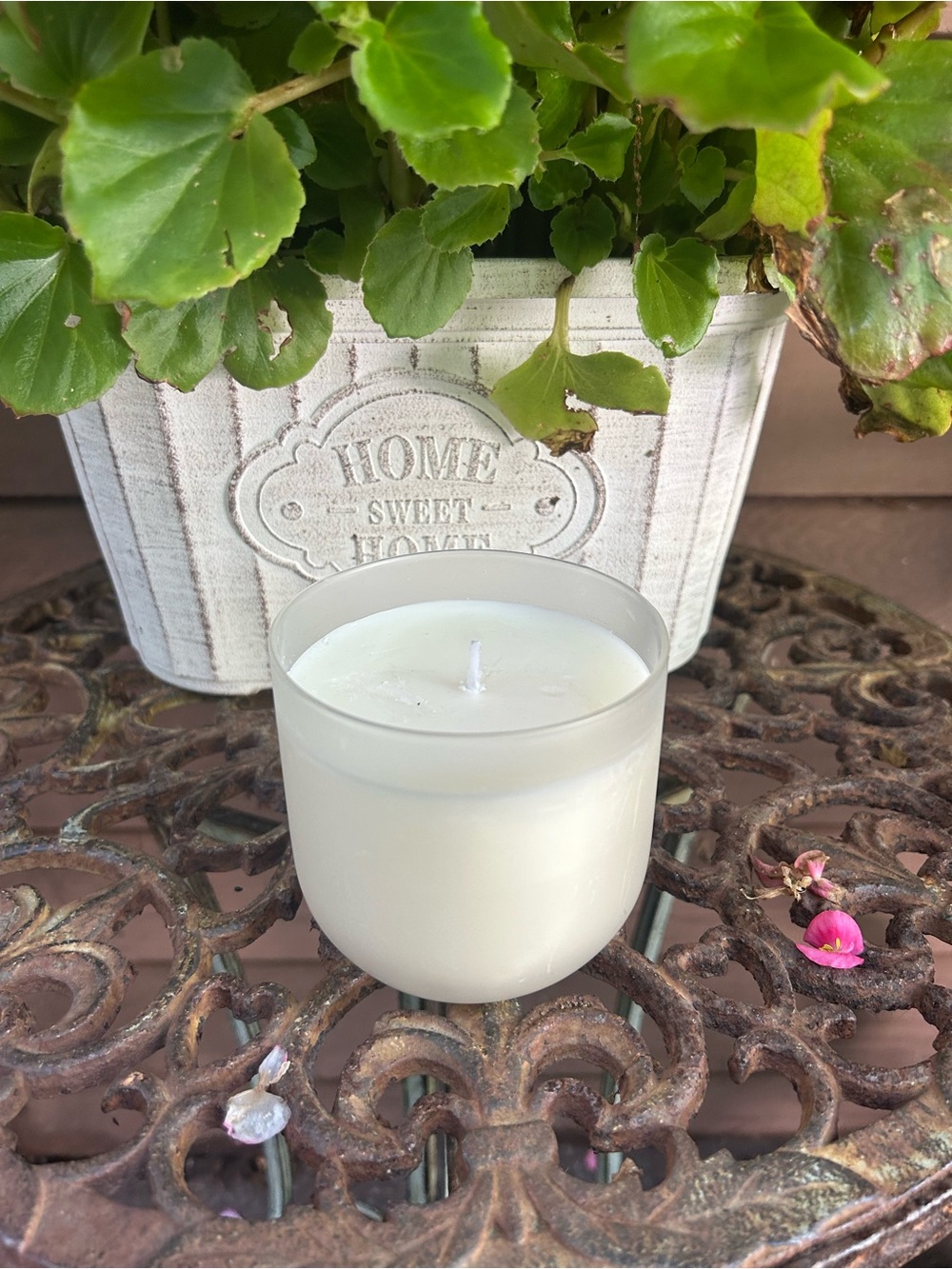 Cotton Blossom Anthropologie Creamy White Glass Jar Candle